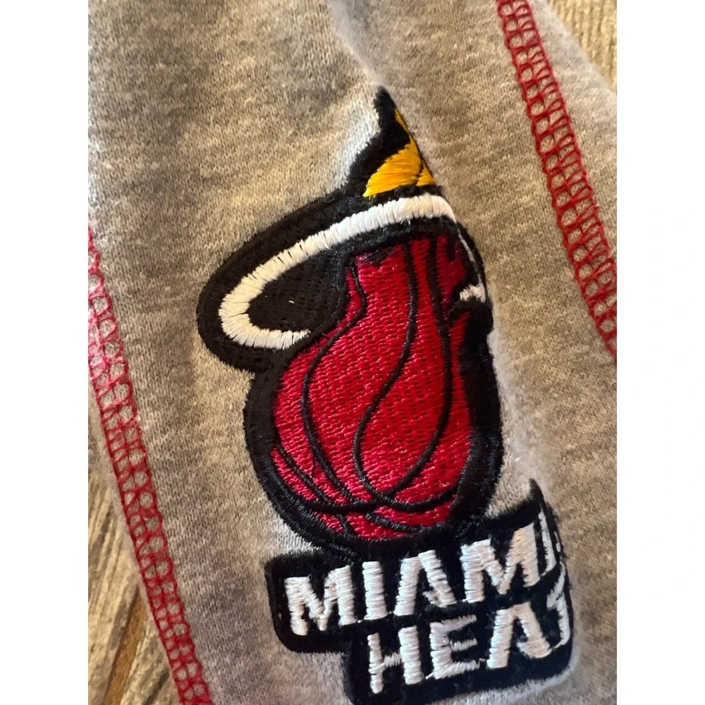 Zipway NBA Basketball‎ Miami Heat Full Zip Jacket Youth Medium 10 12 Hoodie